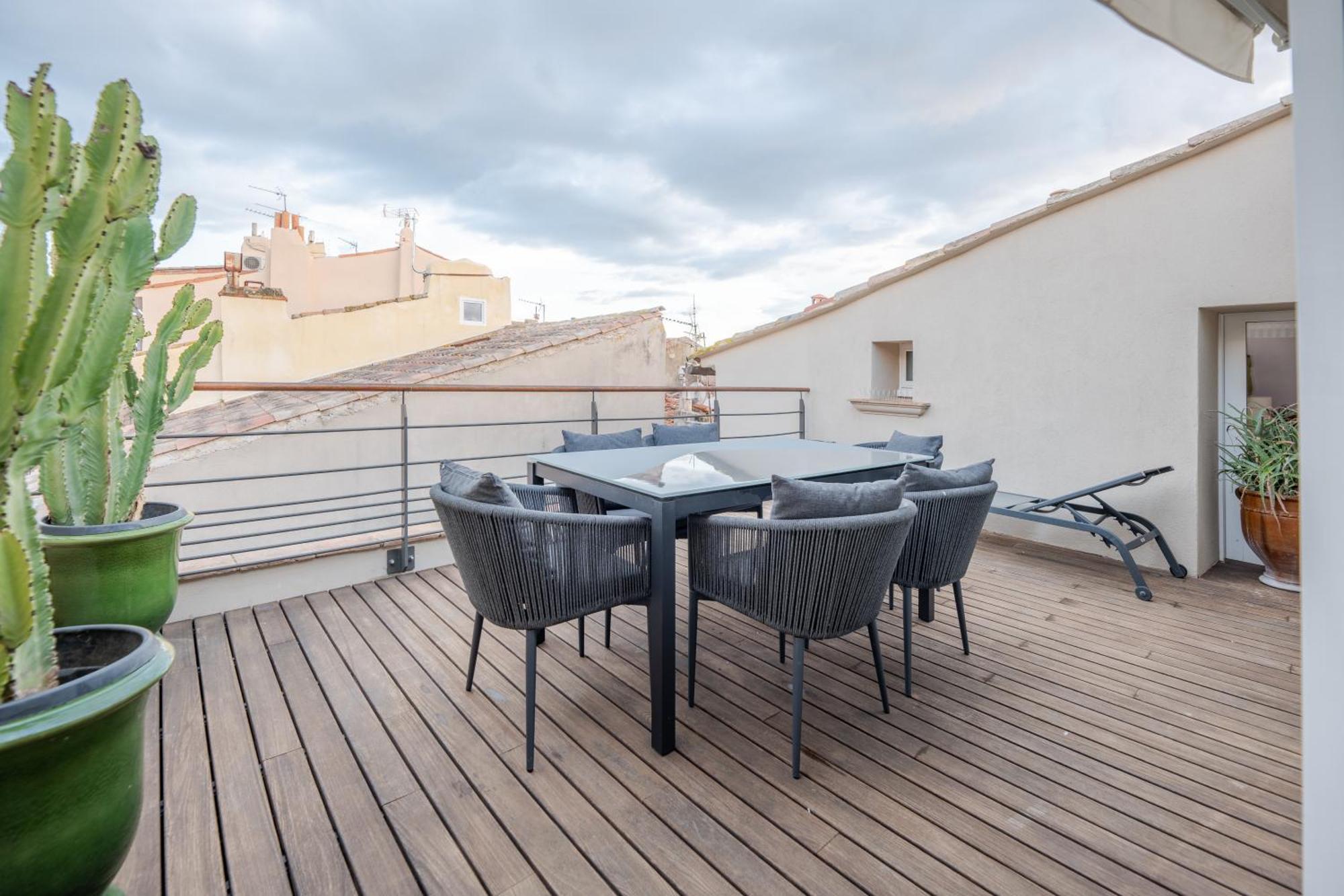 Beau Clocher Saint-Tropez Bilik gambar